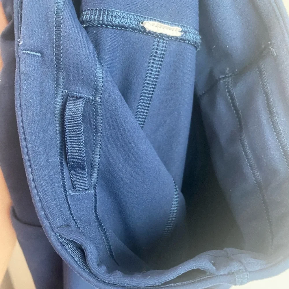 Lululemon Navy Blue Athletic Pants Leggings Size 2